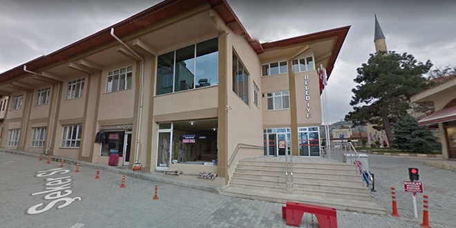 Burdur'da 2 belediye personeli görevden uzaklaştırıldı