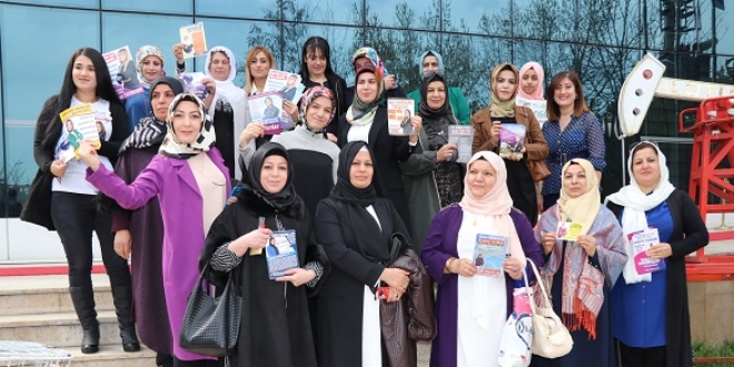 Kadın muhtar adayları birbirleri için oy istedi