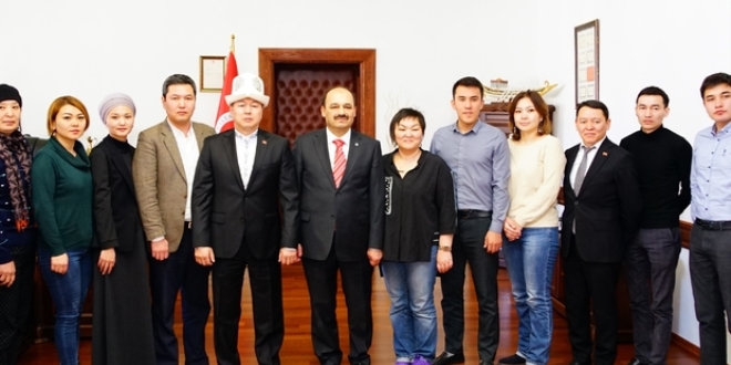 Kırgız doktorlar Türkiye'deki eğitimlerini tamamladı