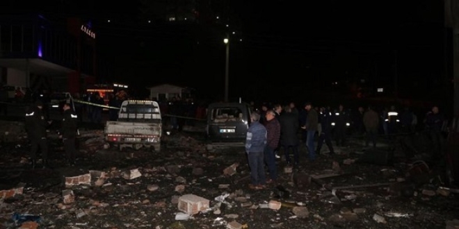 Trabzon'da kalorifer kazanı patladı, ortalık savaş alanına döndü