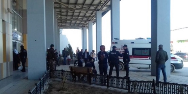 Polisleri tayan arala yolcu minibs arpt: 2 l 15 yaral