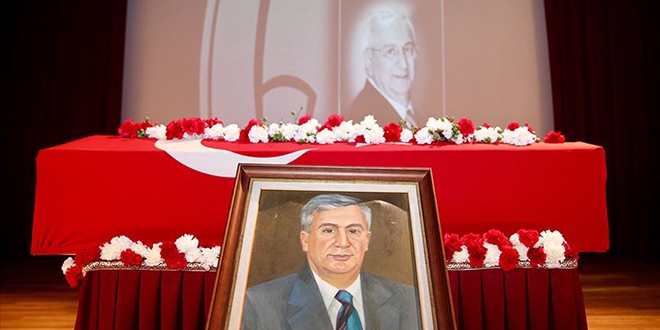 Hayatını kaybeden eski rektör için tören düzenlendi
