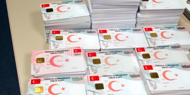 Vatandaşlık verilen Suriyelilerle ilgili iddialara cevap