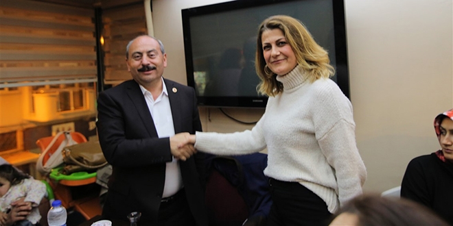 MHP'li aday, AK Parti adayına destek için çekildi