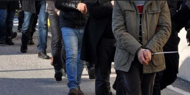 Elazığ ve Diyarbakır'da terör operasyonu: 4 gözaltı