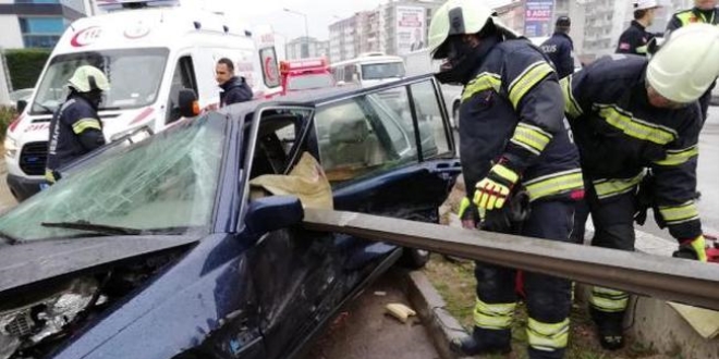 Karnına demir bariyer saplanan genç hayatını kaybetti