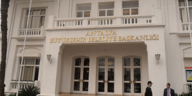 Antalya Büyükşehir Belediyesi çalışanlarına ücret artışı