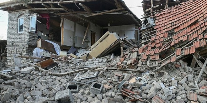 Denizli'de 24 saatte 483 artçı sarsıntı meydana geldi