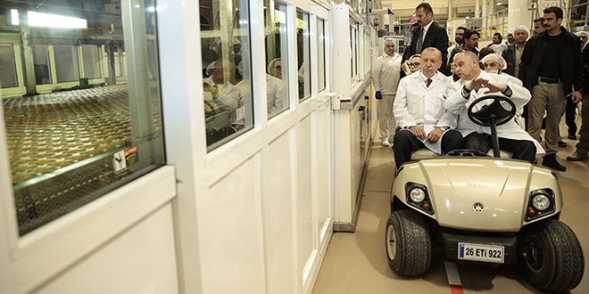 Cumhurbaşkanı Erdoğan'dan fabrika ziyareti