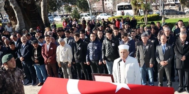 Şehit polis Turgay Zeren memleketinde defnedildi