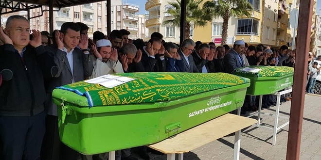 İlkokul öğretmeni kalp yetmezliğinden hayatını kaybetti