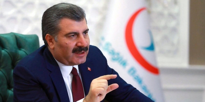 Bakan Koca: Aşı ile ilgili sorun yaşanmıyor