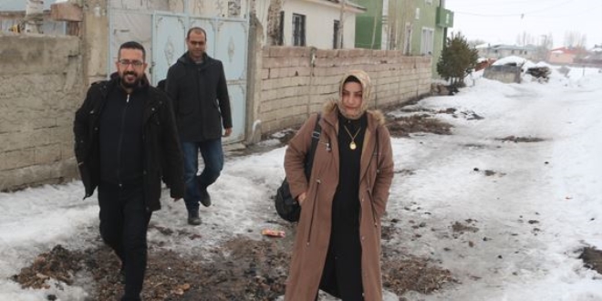 Kadın muhtar adayı, 16 erkek aday ile yarışıyor