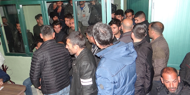 Bu köy muhtar adayı için referanduma gitti