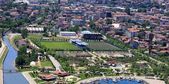 Kocaeli'de kadroya geçen taşerona 635 TL zam