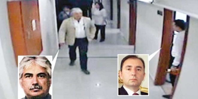 Yakup Saygılı, Metin Topuz'u kapıda karşılamış