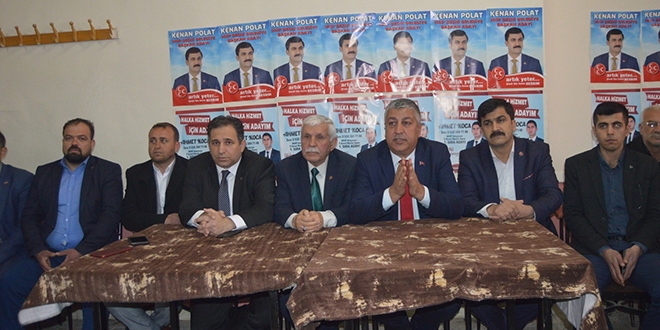 MHP'li belediye başkan adayı adaylıktan çekildi