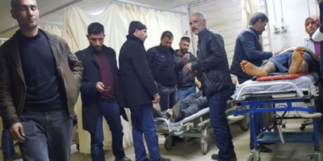 CHP'lileri taşıyan minibüse, otomobil çarptı: 7 yaralı