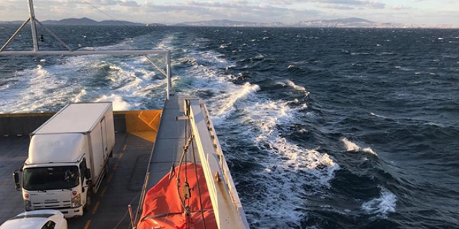 Marmara'da poyraz fırtınası