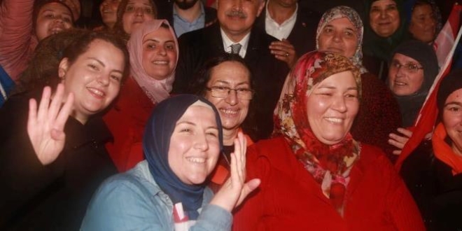 'Milli iradeyi tehdit ederek oy alamazsınız'