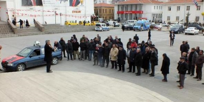 Yozgat'ta bağımsız adayın mitingine 60 kişi katıldı