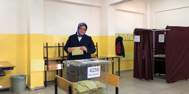 Aile Bakanı Selçuk oyunu kullandı