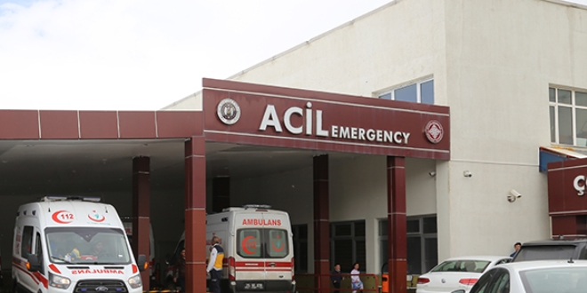 Kadıköy'de muhtar adayları kavga etti: 2 yaralı