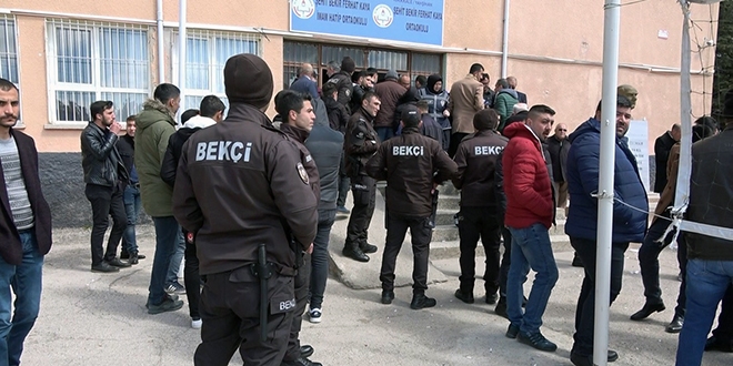 Bekçiler ilk kez yerel seçimlerde görev aldı