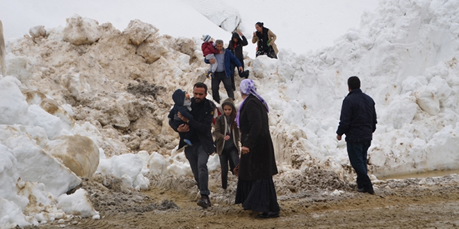 Dou'da vatandalar kar ve a ramen sanda gitti
