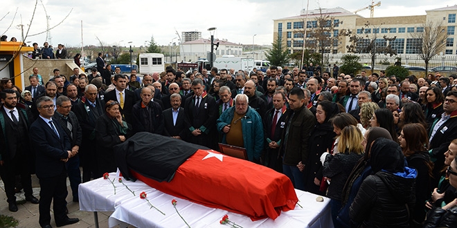 Uşak Barosu Başkanı toprağa verildi