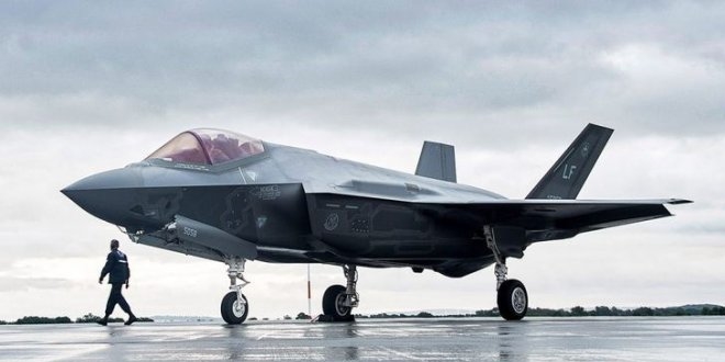 Türk pilotların Luke Hava Üssü'ndeki eğitimleri devam ediyor