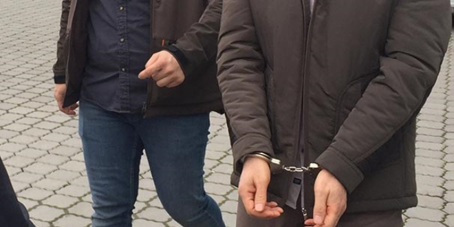FETÖ operasyonunda 4'ü muvazzaf, 5 askere gözaltı