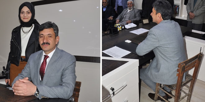Yerköy Belediye Başkanı makam koltuğunu kaldırıp tahta sandalyeye oturdu