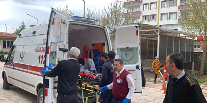Adıyaman'da inşaat iskelesi çöktü