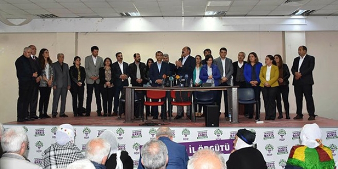 HDP'nin yeni belediye başkanı terör propagandasında
