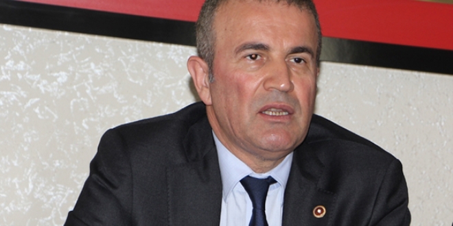 CHP'li milletvekili, il seçim müdür vekilini yumrukladı
