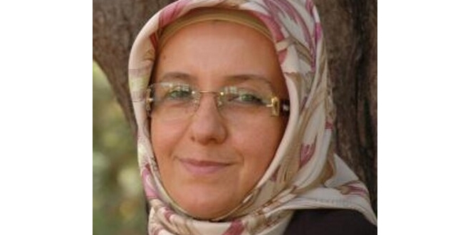 Barbarasoğlu: Kitap listeleri okuma zevki olmayan bir nesil inşa etti