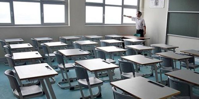 Sınava kurşun kalem yerine tabanca kurşunuyla geldi