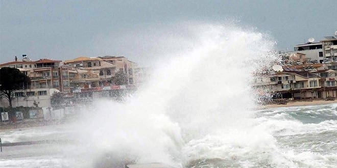 Bodrum'da sağanak ve fırtınamsı rüzgar