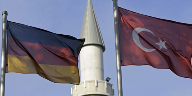Almanya Türkiye'den imam almayacak