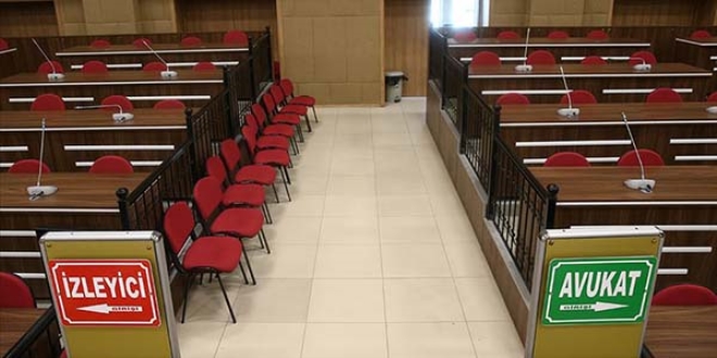 Mağdurlar adliye koridorlarında yalnızlık hissetmeyecek