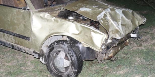 Otomobille 60 metreden uçtular: 1 ölü 1 yaralı