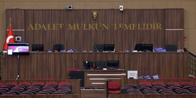 Eski emniyet müdürlerinin eşlerinin FETÖ davasında karar