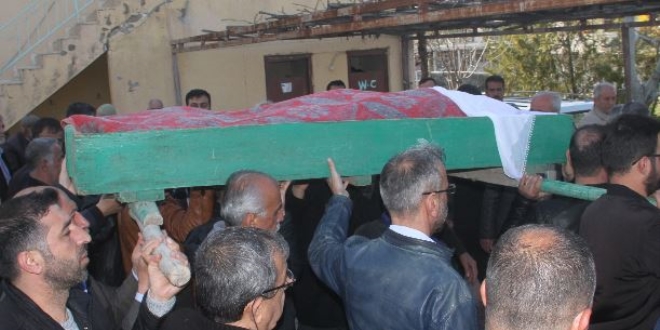 Öldürülen Eda öğretmen son yolculuğuna uğurlandı