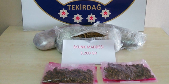 Tekirdağ'da 3 kilo 200 gram skunk ele geçirildi