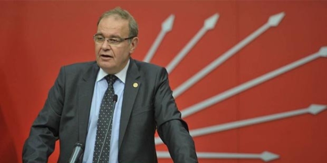 CHP: Polisi evlere gönderen Bakanlar istifa etmeli!