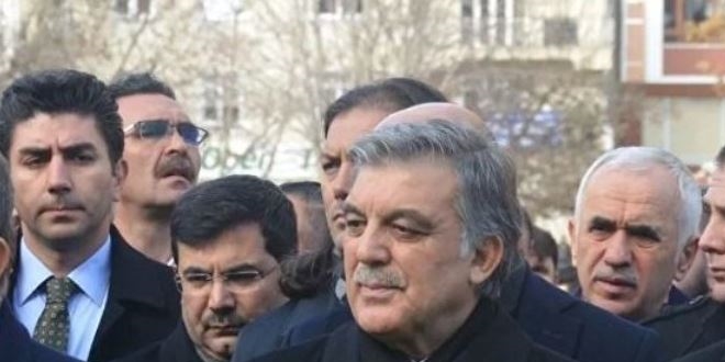 Gül 'yeni parti' için 'Bir süre daha bekleyin' demiş