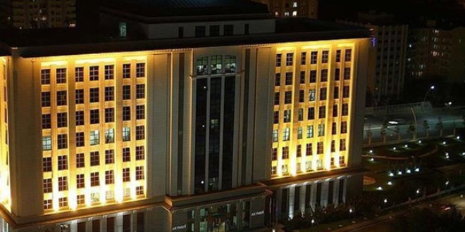 AK Parti MYK toplantısı sona erdi