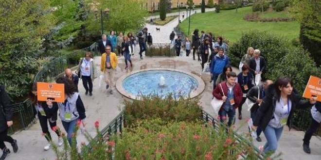 500 öğretmen yıllar sonra üniversite sıralarında