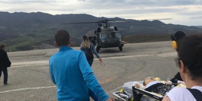 Askeri helikopter 9 aylık bebek için havalandı